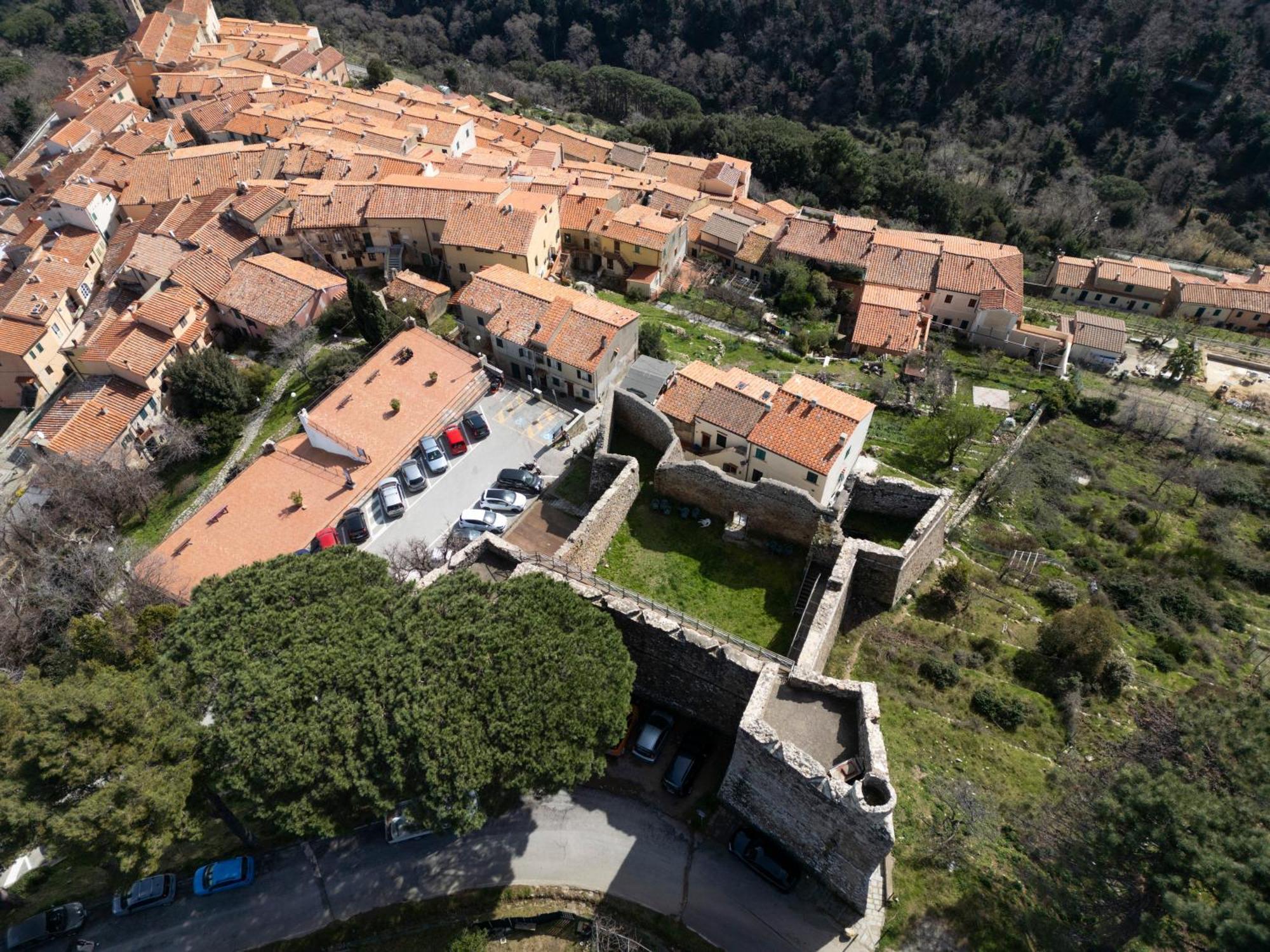 La Fortezza - Goelba Apartment Marciana  Exterior photo